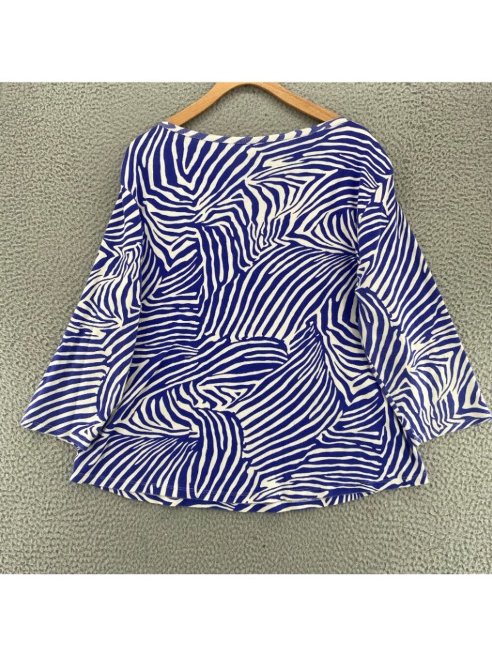 Chicos Top Womens 3 US Extra Large Blue Zebra Stripe Cotton Knit Tee Split Neck - Picture 3 of 10